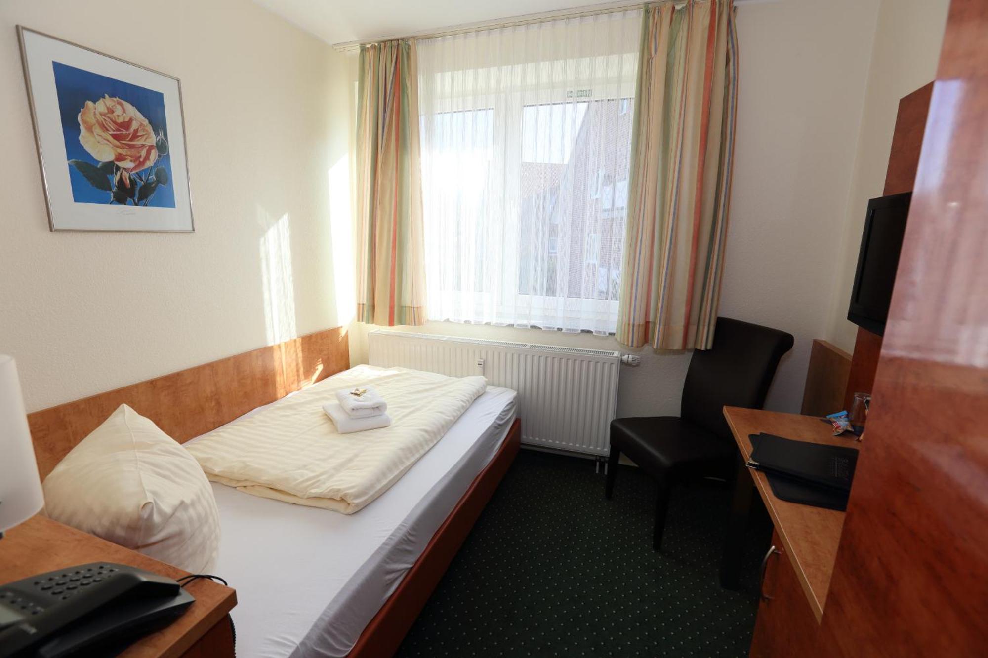 Hotel Am Holzhafen Stade Dış mekan fotoğraf